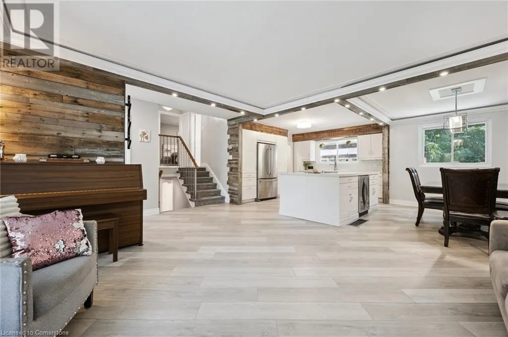 1059 MARLEY Crescent
