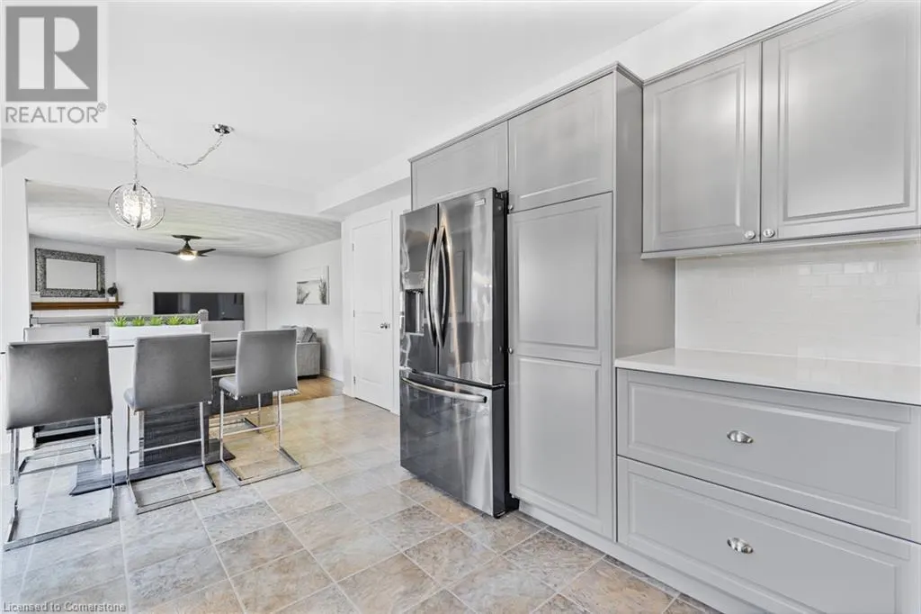 5 KINTYRE Court