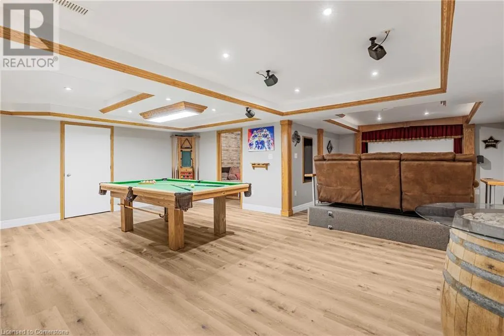5 KINTYRE Court