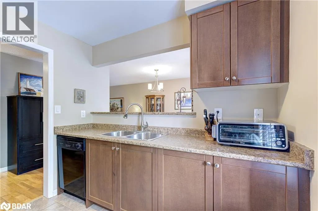 253 WETENHALL Landing
