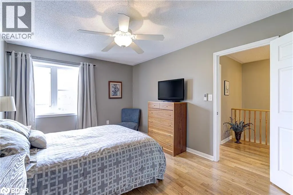 253 WETENHALL Landing