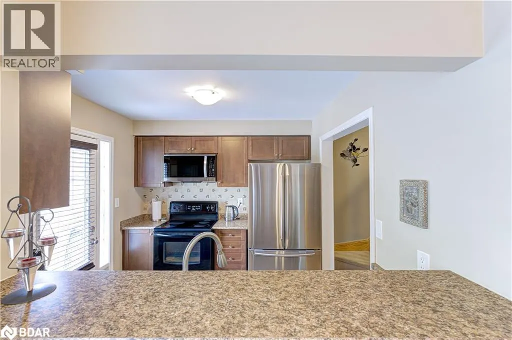 253 WETENHALL Landing