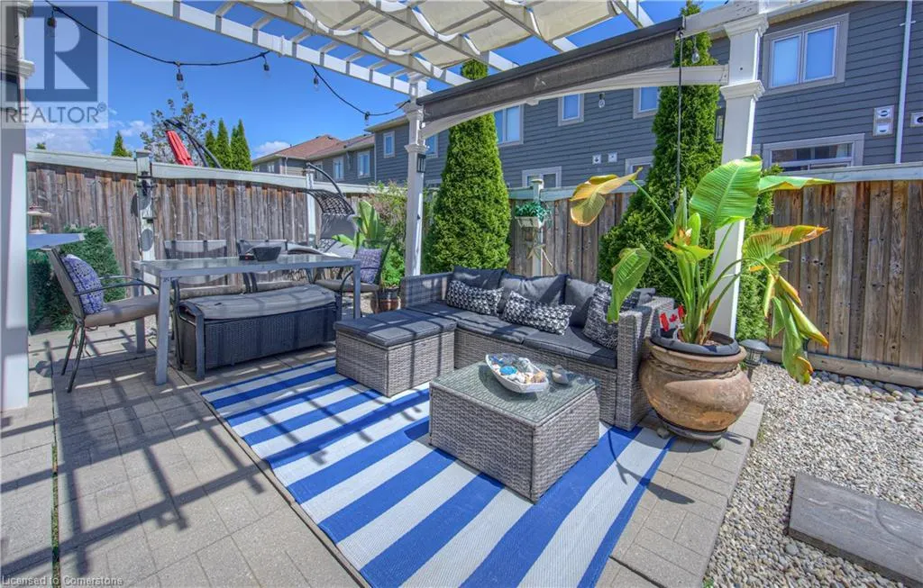 32 FORBES Terrace