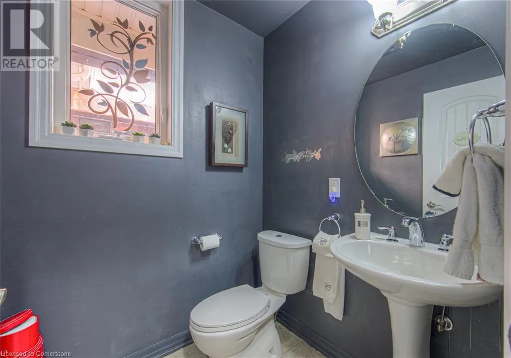 32 FORBES Terrace