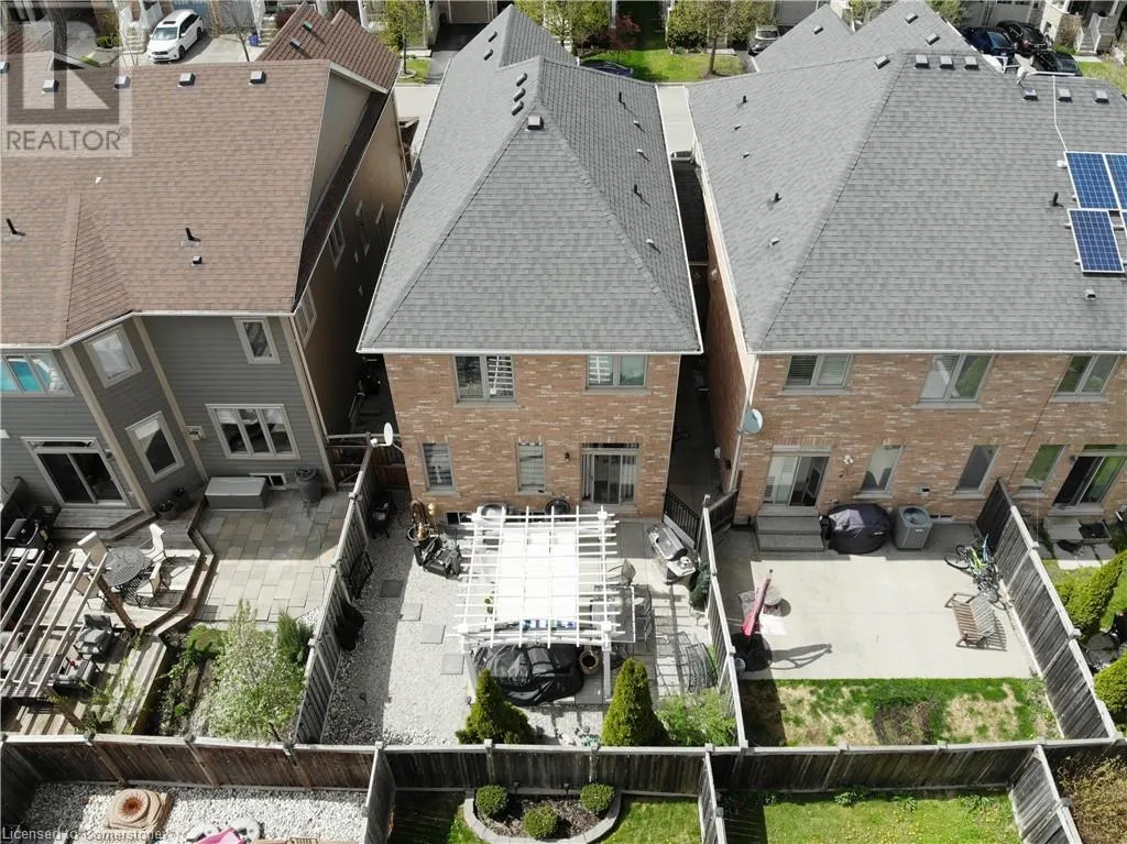 32 FORBES Terrace