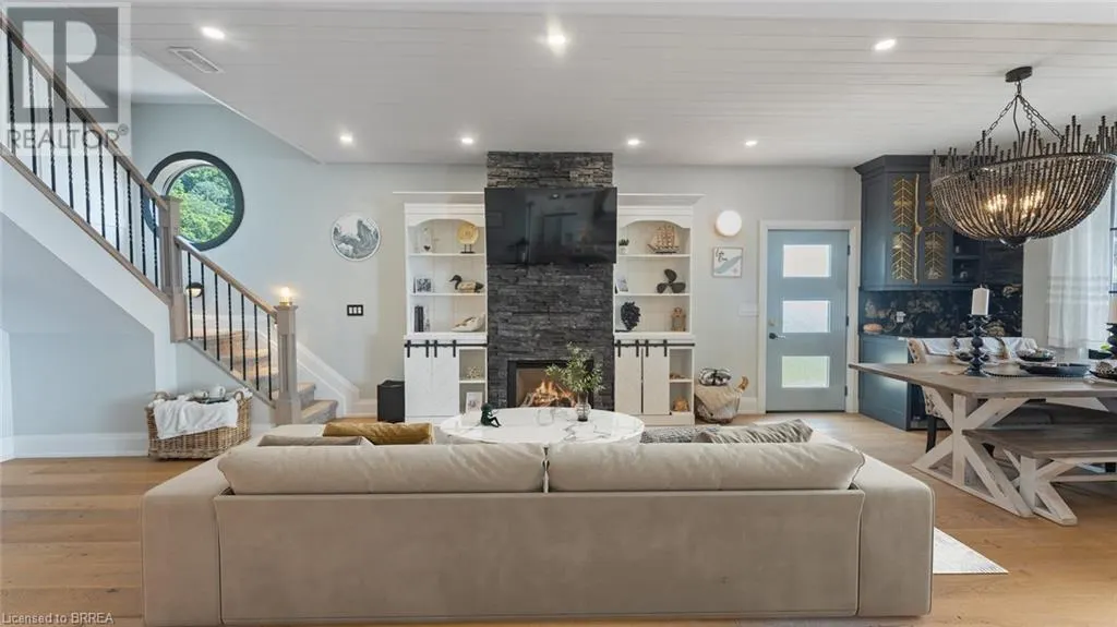 33 CEDAR Drive