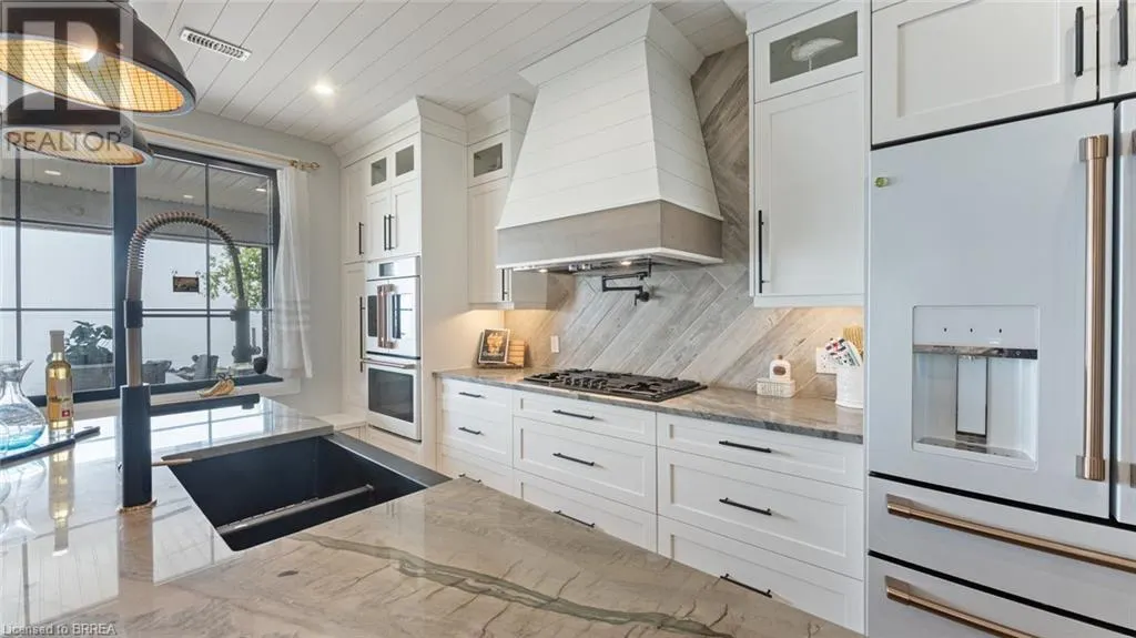 33 CEDAR Drive
