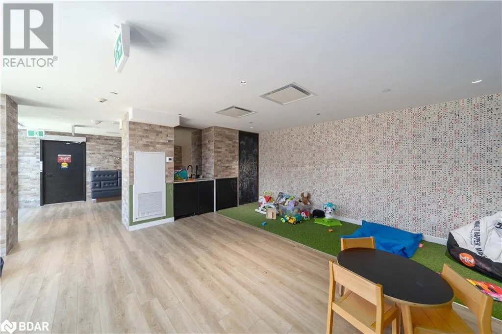 2300 ST CLAIR AVENUE WEST Unit# 118, #118
