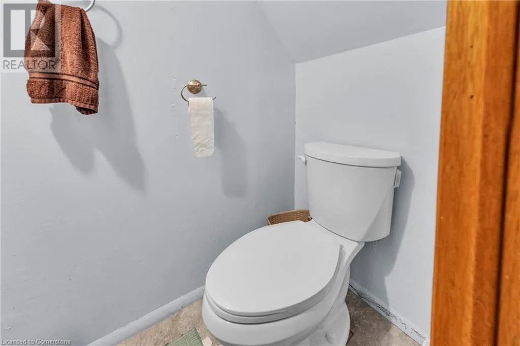 105 HANSEN Road N Unit# 102, #102