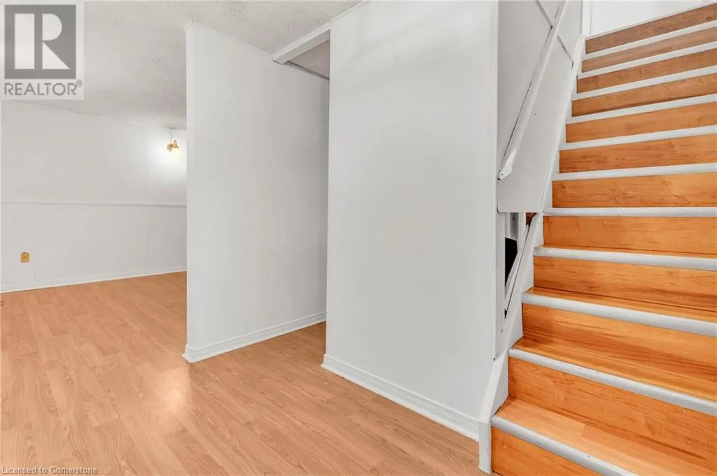 105 HANSEN Road N Unit# 102, #102
