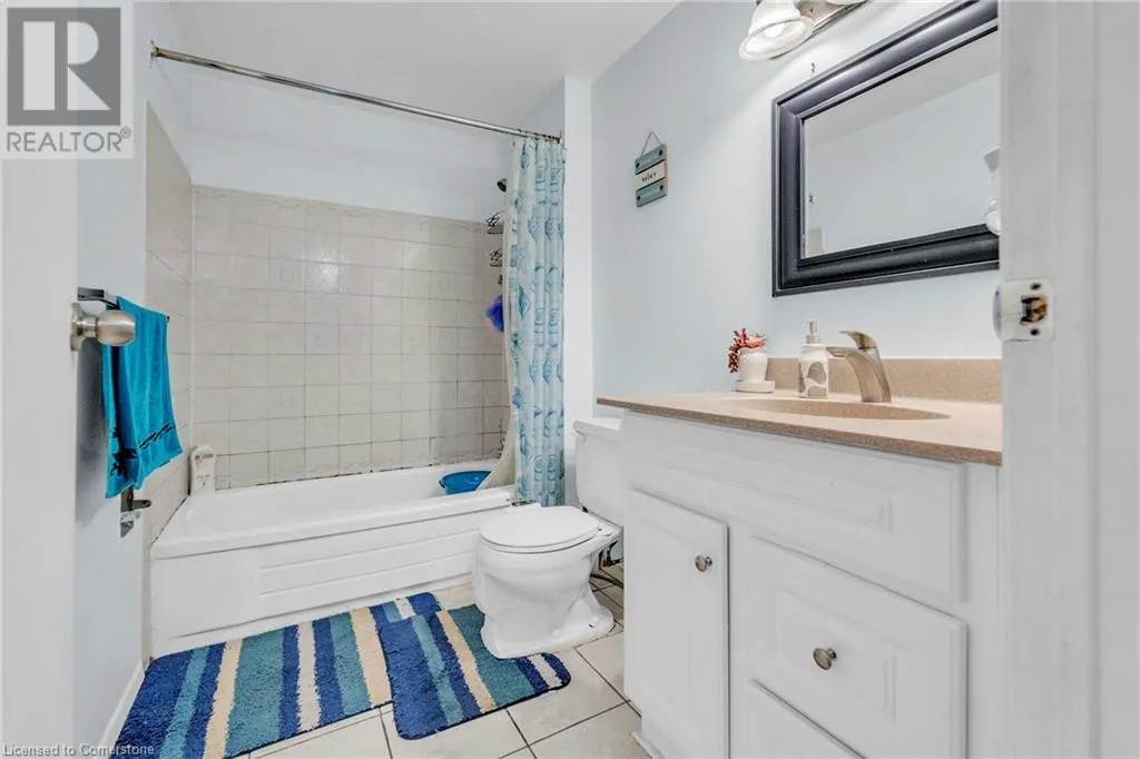 105 HANSEN Road N Unit# 102, #102