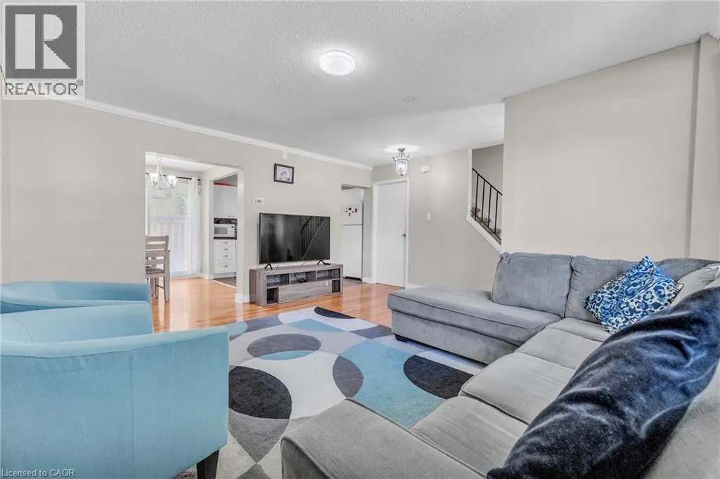 105 HANSEN Road N Unit# 102, #102