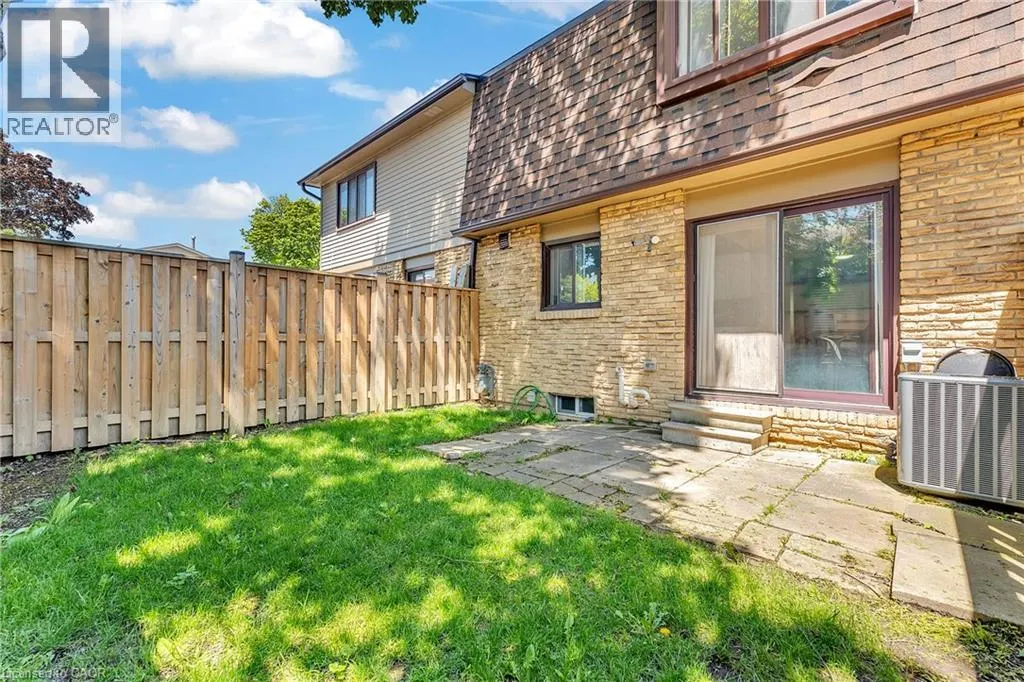105 HANSEN Road N Unit# 102, #102
