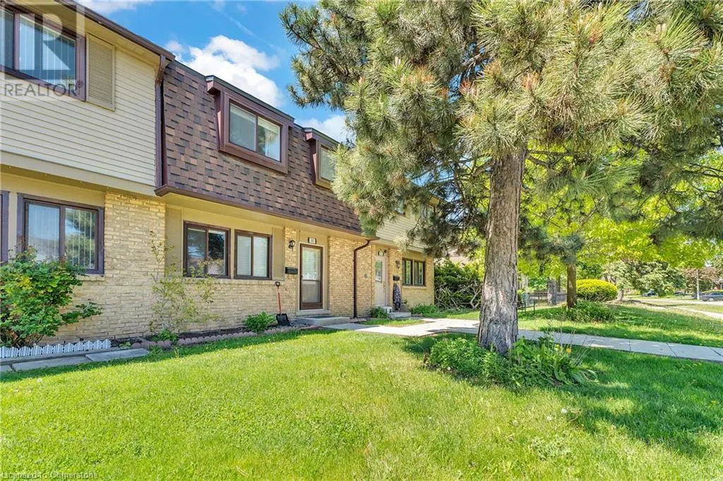 105 HANSEN Road N Unit# 102, #102