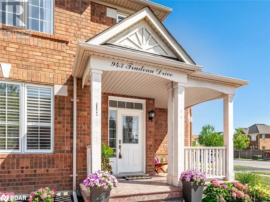 943 TRUDEAU Drive