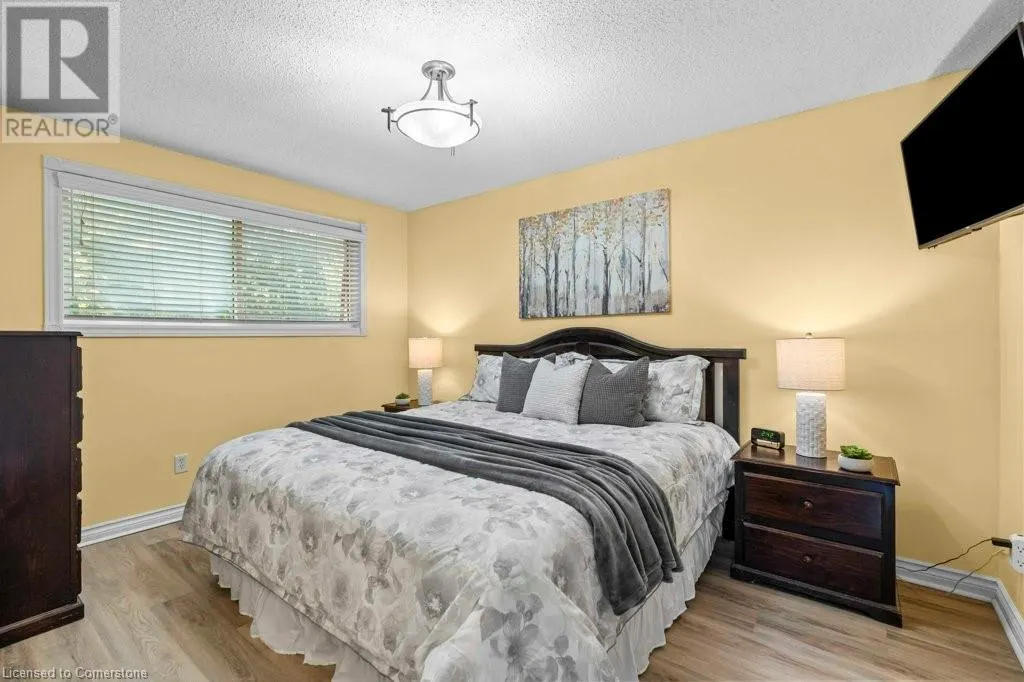 44 CEDARLAND Drive