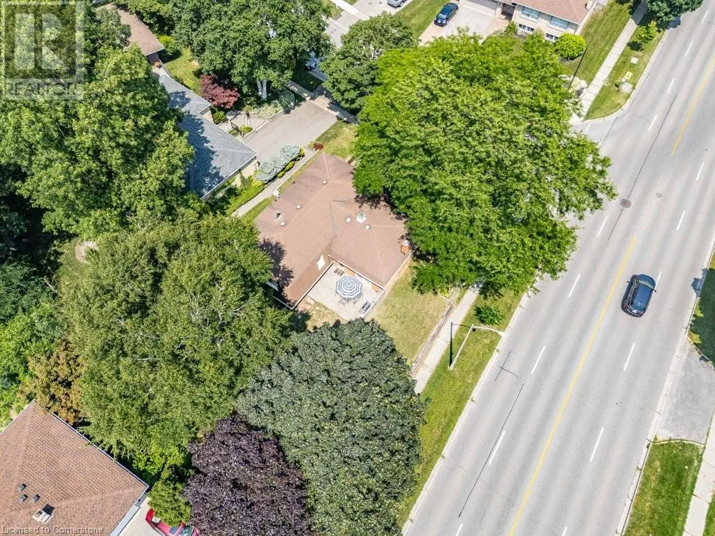 44 CEDARLAND Drive