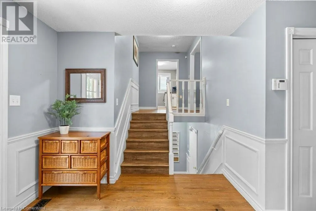 44 CEDARLAND Drive
