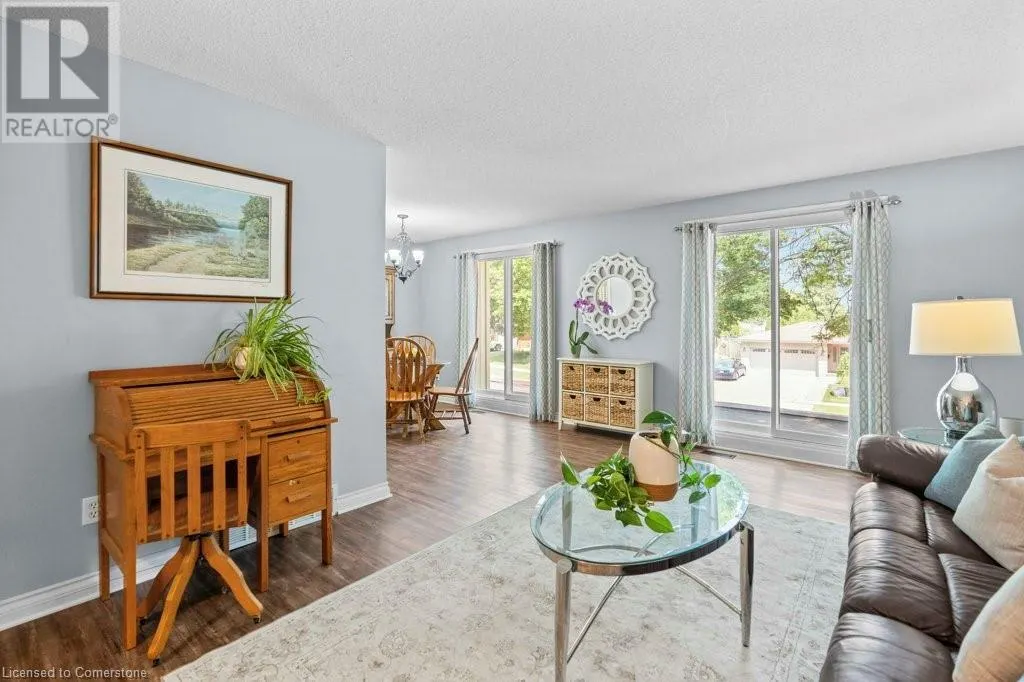 44 CEDARLAND Drive