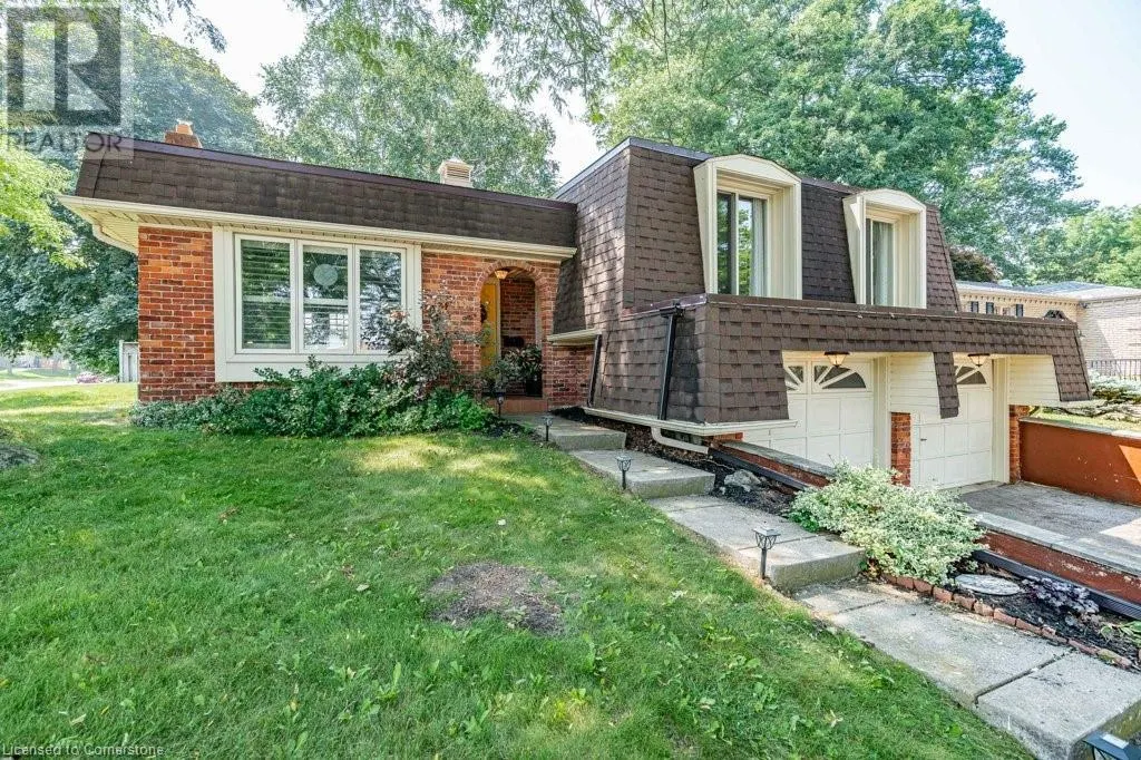 44 CEDARLAND Drive