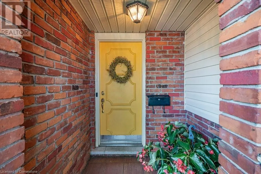 44 CEDARLAND Drive