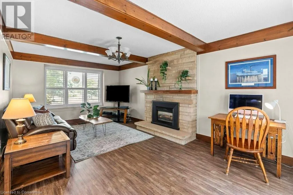 44 CEDARLAND Drive
