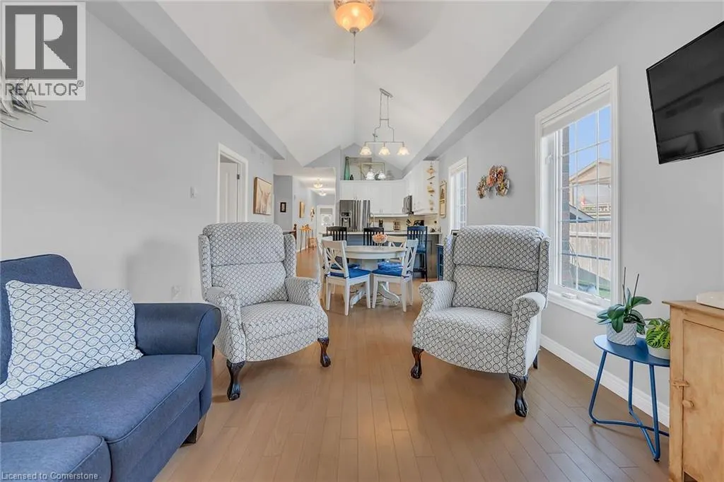 25 MILLCROFT Drive
