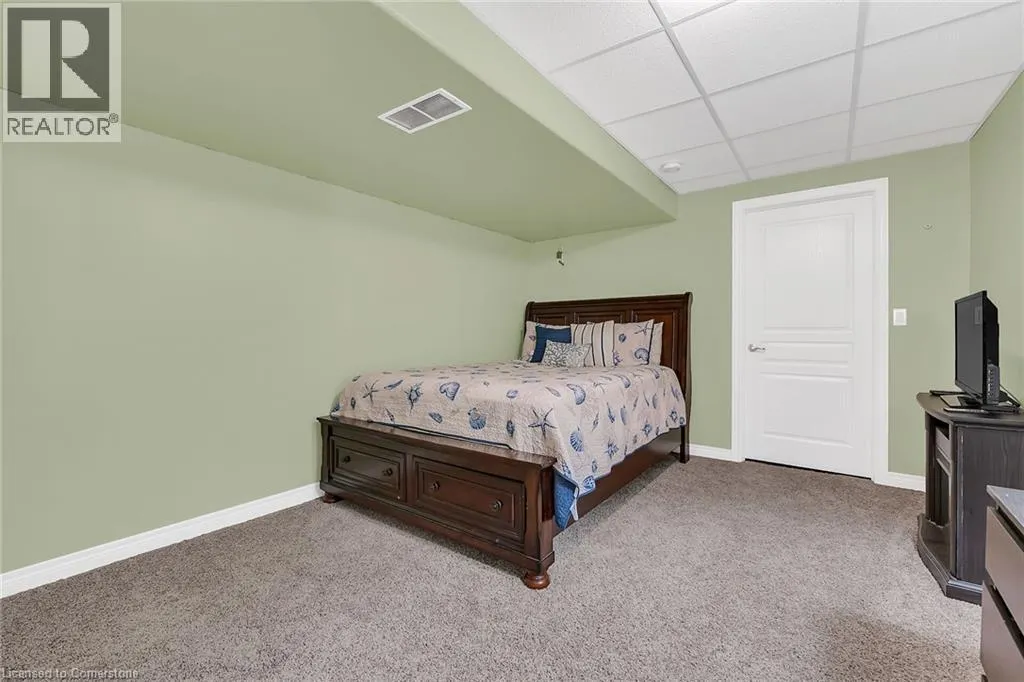 25 MILLCROFT Drive