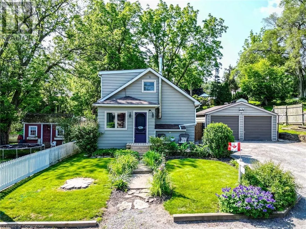 25 HIGHLANDER Street