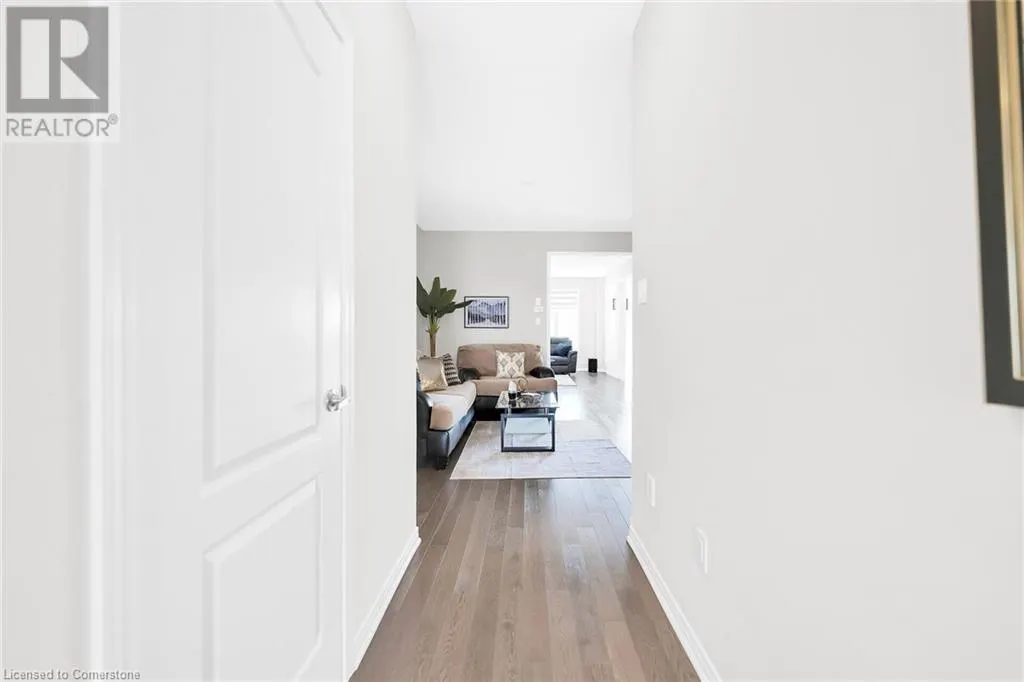 12 MIDHURST Heights