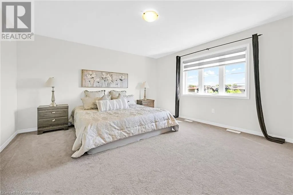 12 MIDHURST Heights