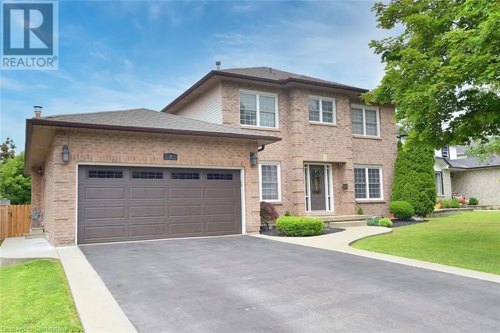 3 SUTER Crescent