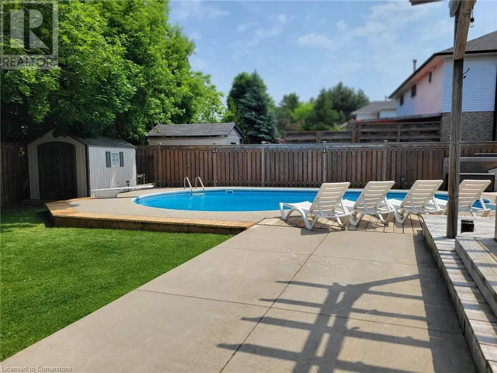 3 SUTER Crescent