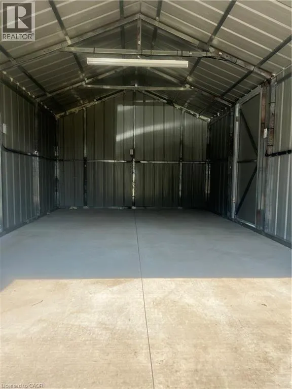 352 MCDOWELL Road E