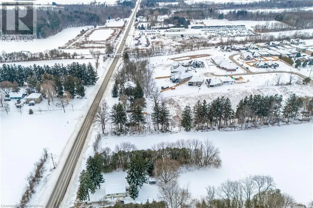 211 THOMPSON RD WEST Road