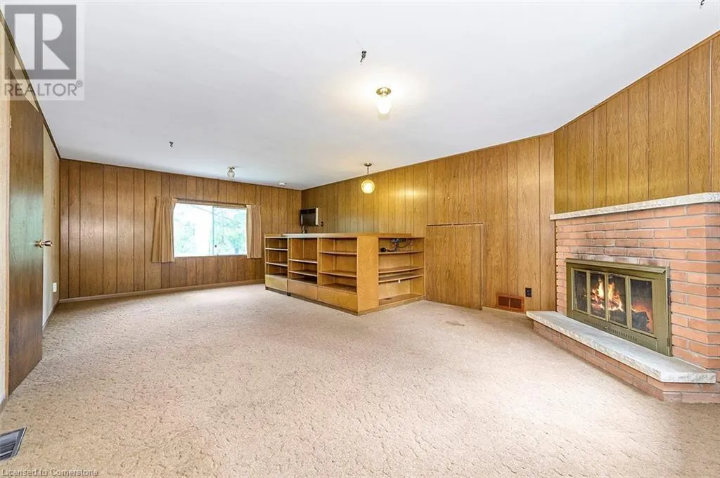 18 SULLIVAN'S Lane