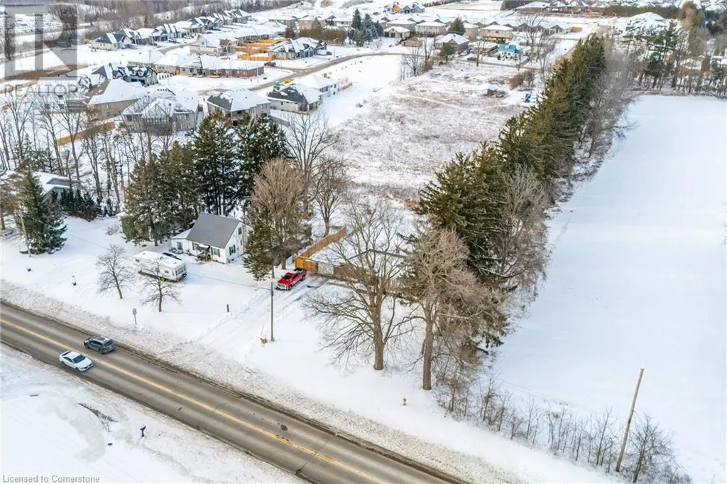 211 THOMPSON RD WEST Road