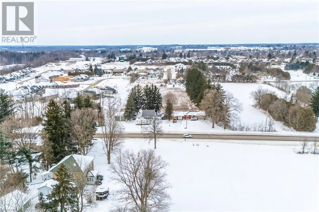 211 THOMPSON RD WEST Road