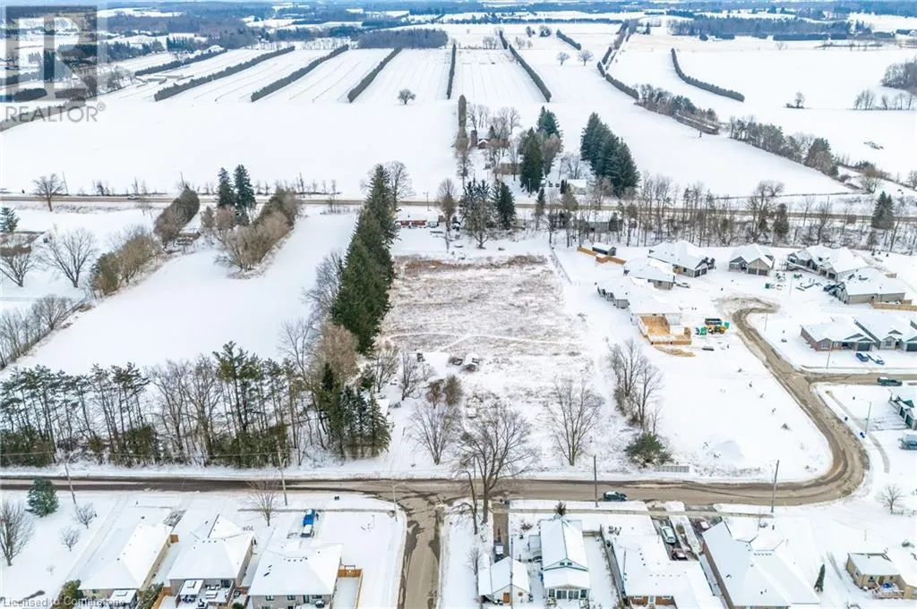 211 THOMPSON RD WEST Road