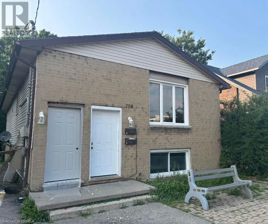 708 OXFORD Street E
