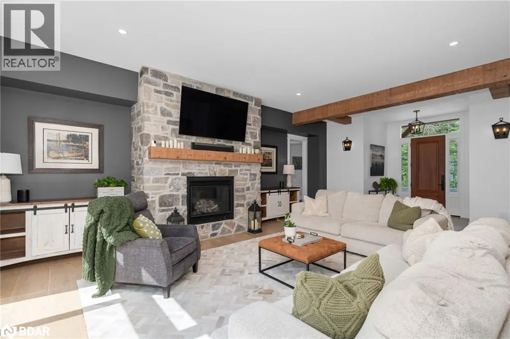 3239 CRESCENT BAY Road