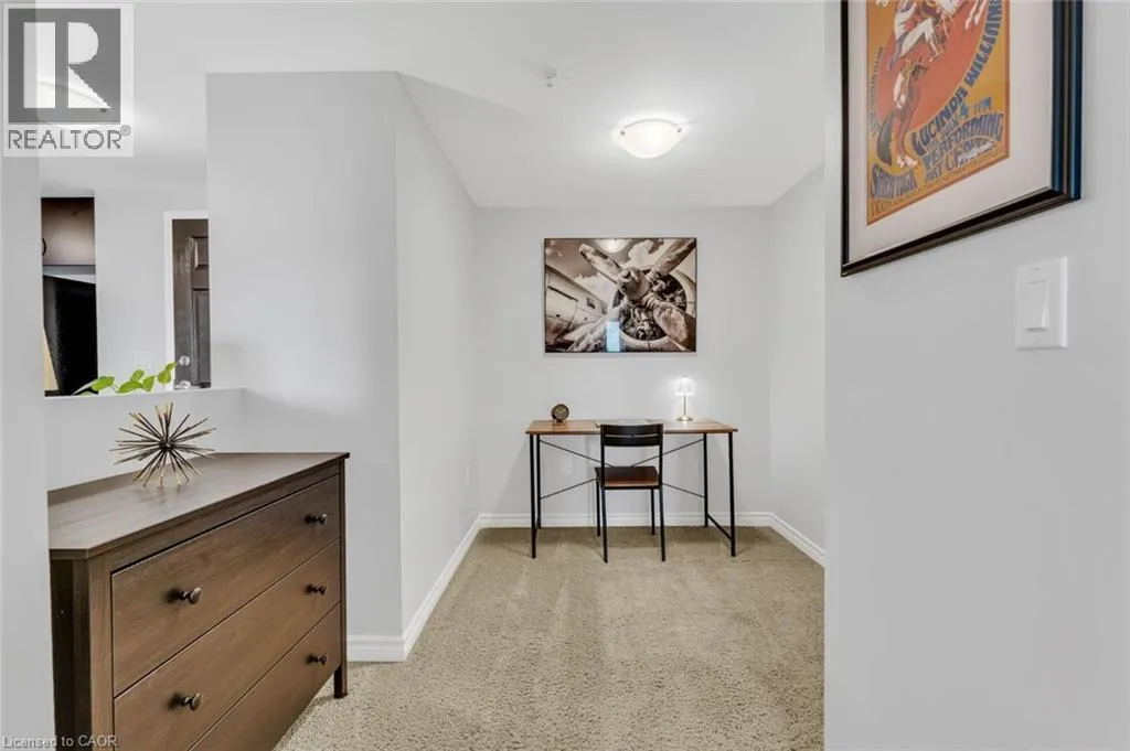60 LYNNMORE Street Unit# 414, #414