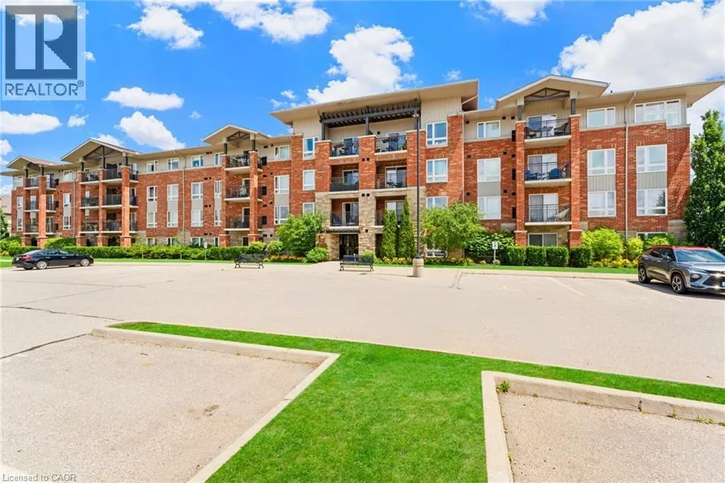 60 LYNNMORE Street Unit# 414, #414