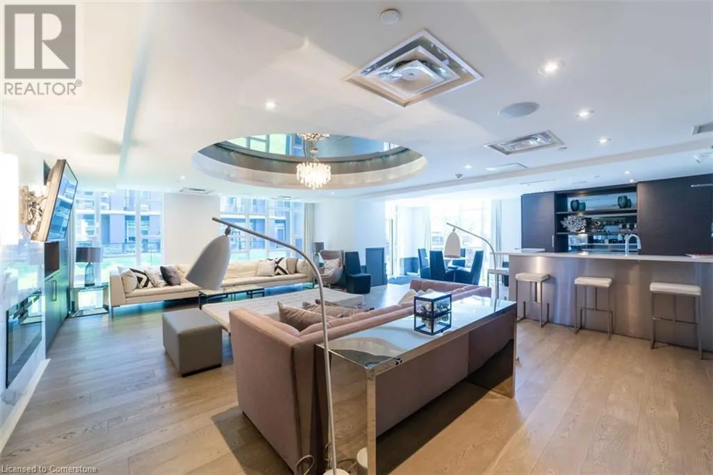 10 CONCORD Place Unit# 201, #201