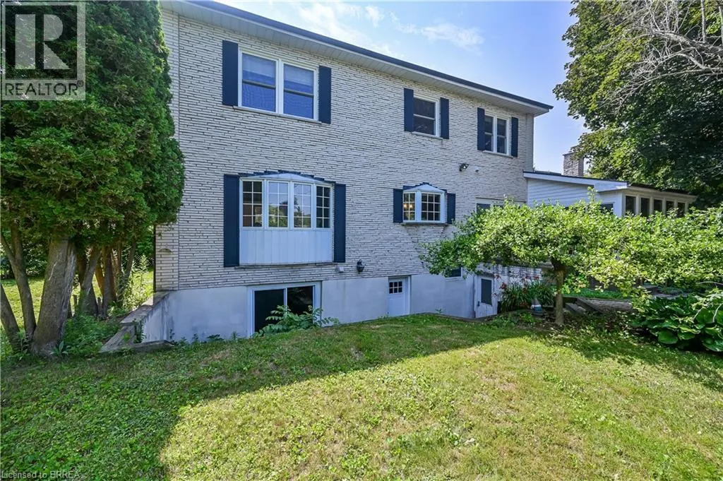 10 FIELDSTONE Circle