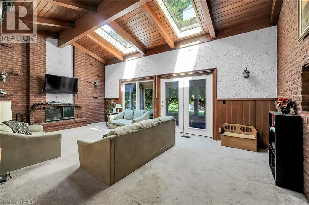 10 FIELDSTONE Circle