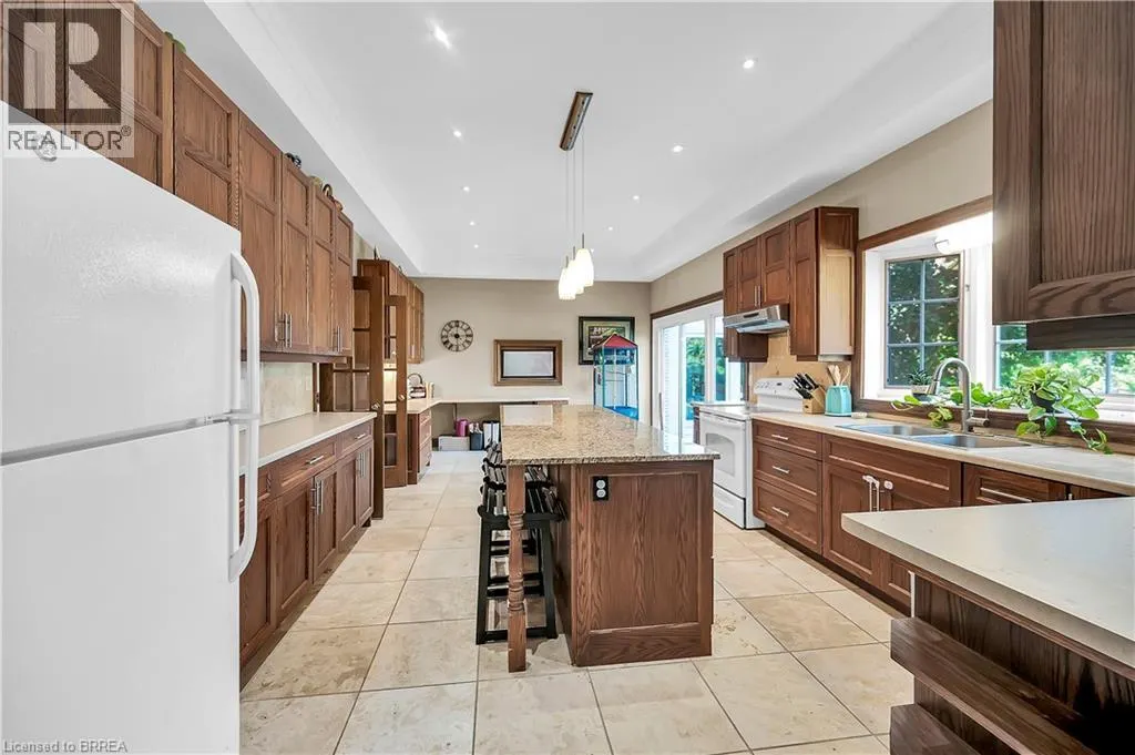 10 FIELDSTONE Circle