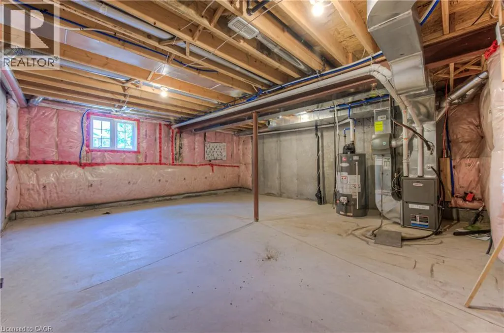 215 DUNDAS Street E Unit# 38, #38