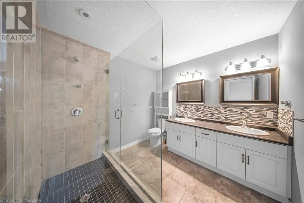 1441 DUNKIRK Avenue