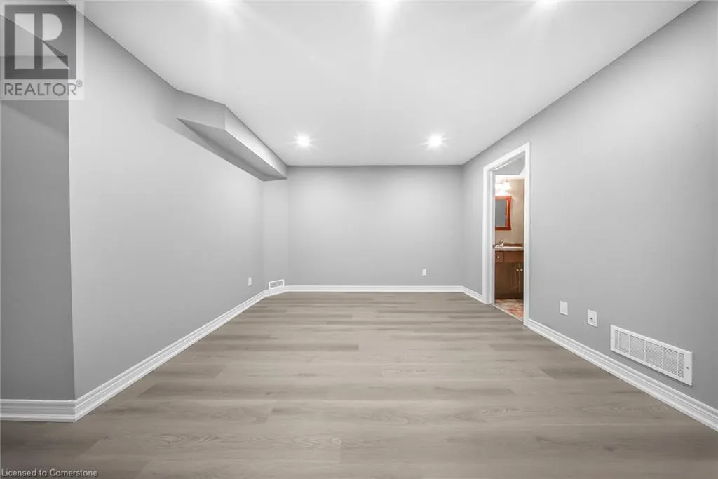 1441 DUNKIRK Avenue